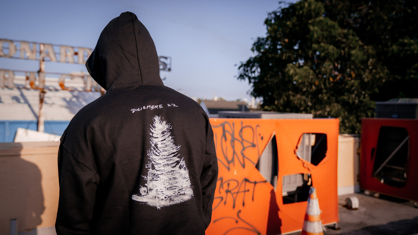 RMAND Black Hoodie - Diciembre 22